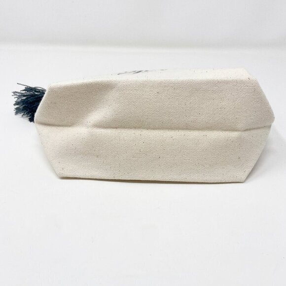 DAYSPRING | Let Your Light Shine Canvas Zip Bag - Picture 5 of 9